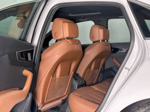 2022 Audi A4 quattro S line Prem Plus 45 TFSI