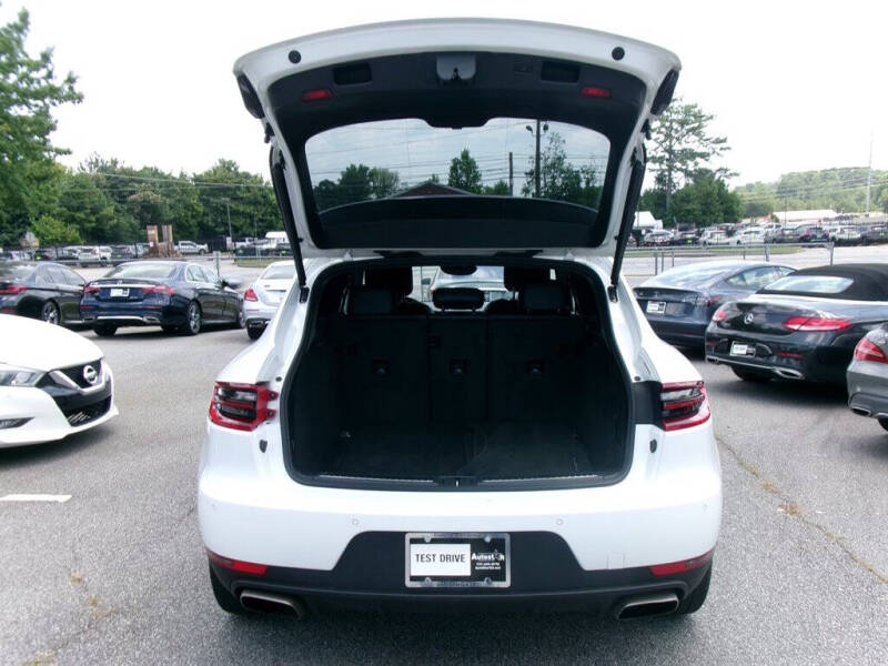 2018 Porsche Macan