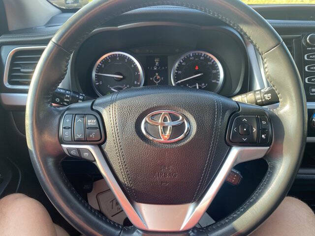 2016 Toyota Highlander