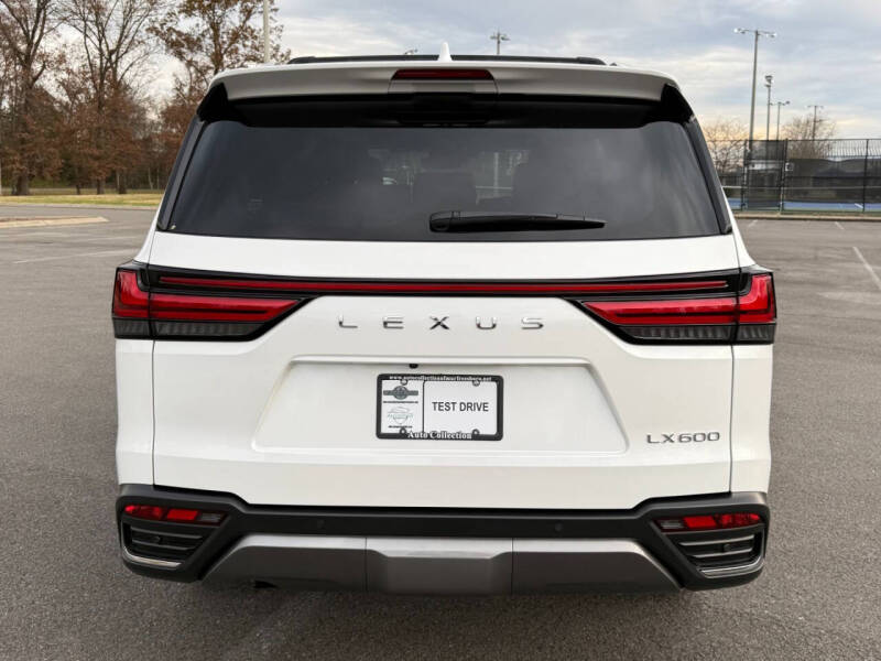 2025 Lexus LX 600 Luxury