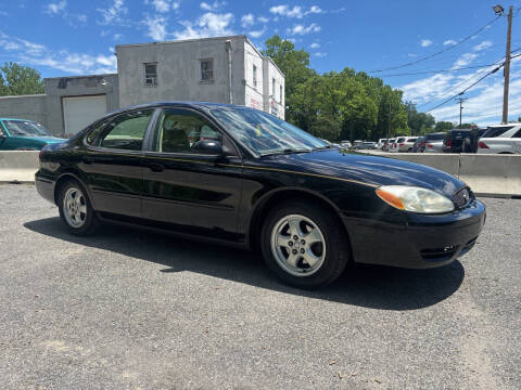 2006 Ford Taurus SE