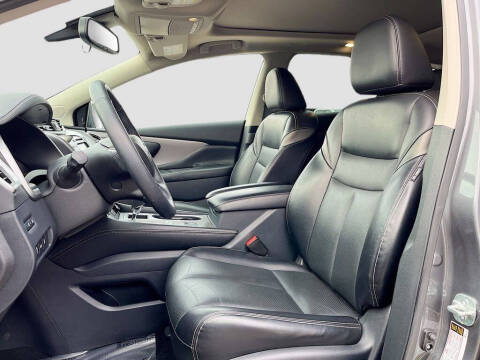 2023 Nissan Murano SL