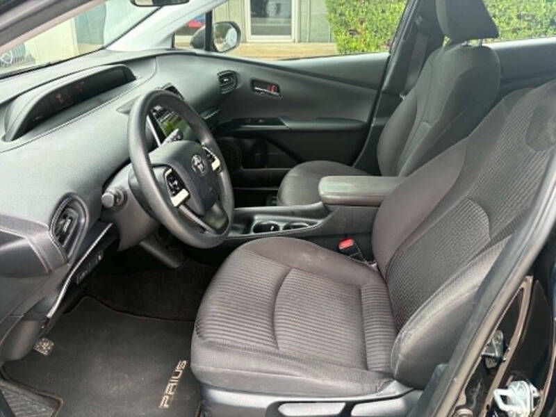 2016 Toyota Prius Two