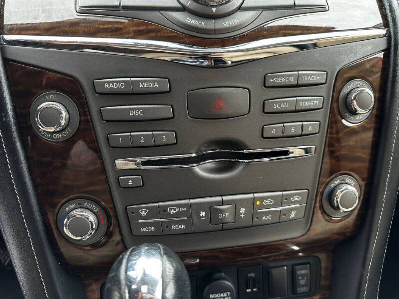 2019 Nissan Armada SV