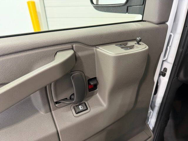 2026 Chevrolet Express 2500