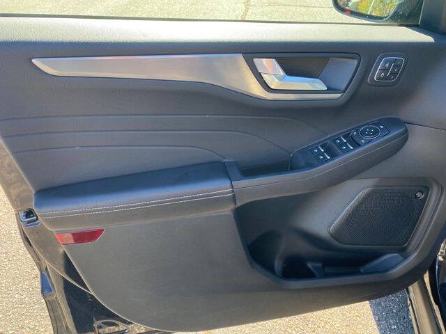 2021 Ford Escape Titanium