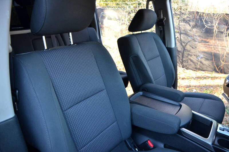 2014 Nissan Titan SV