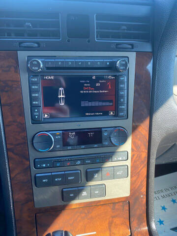 2012 Lincoln Navigator