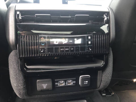 2024 Jeep Wagoneer Carbide