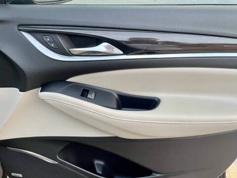 2020 Buick Enclave Essence