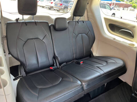 2018 Chrysler Pacifica Touring L