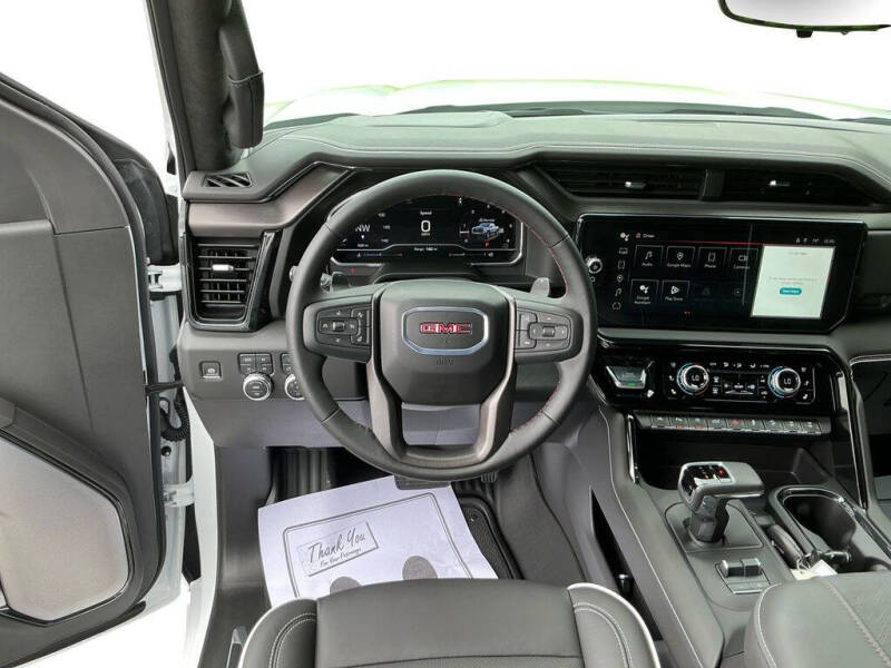 2025 GMC Sierra 1500 AT4X