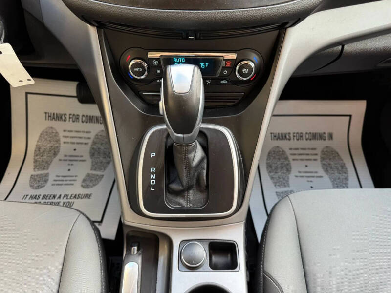 2015 Ford C-MAX Hybrid SE