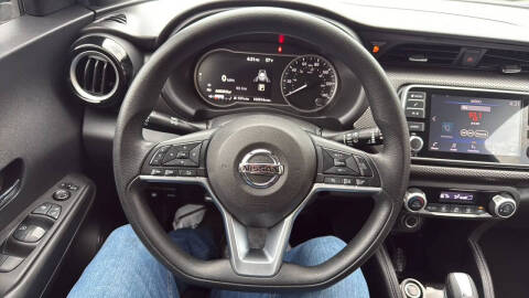 2020 Nissan Kicks SV