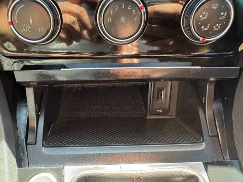 2019 Volkswagen Golf GTI S