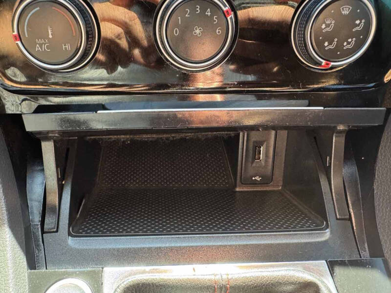 2019 Volkswagen Golf GTI S