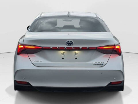 2020 Toyota Avalon Hybrid Limited