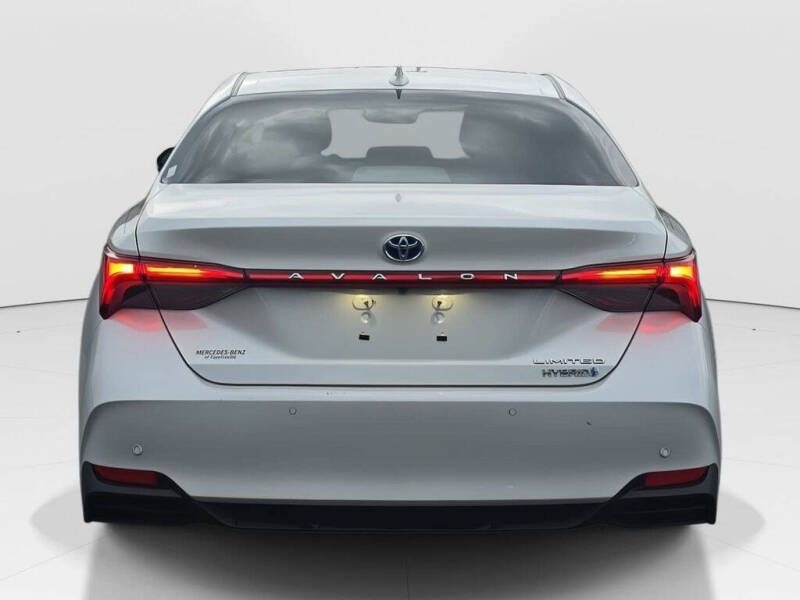 2020 Toyota Avalon Hybrid Limited