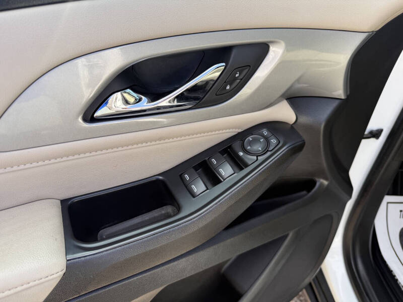 2022 Chevrolet Traverse LS