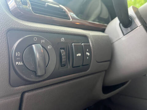 2008 Ford Taurus SEL