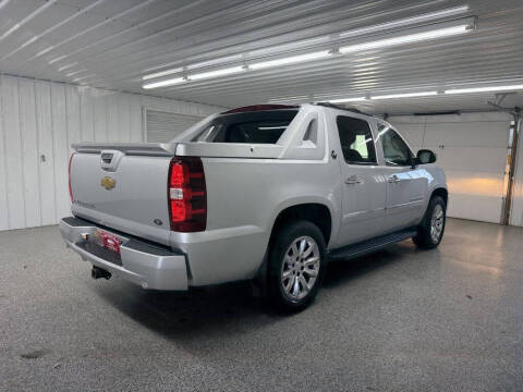 2013 Chevrolet Avalanche LTZ Black Diamond