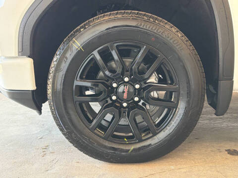 2026 GMC Sierra 1500 Elevation Standard