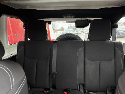 2013 Jeep Wrangler Unlimited Sahara