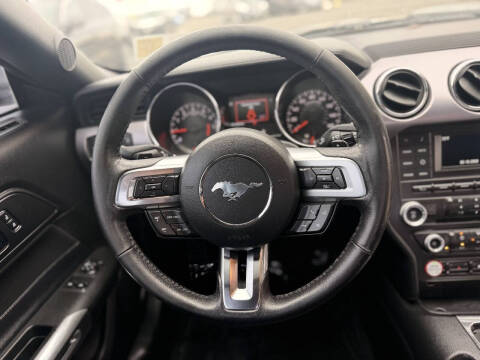 2017 Ford Mustang EcoBoost