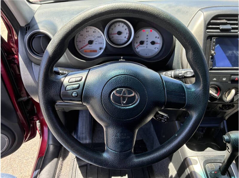 2004 Toyota RAV4