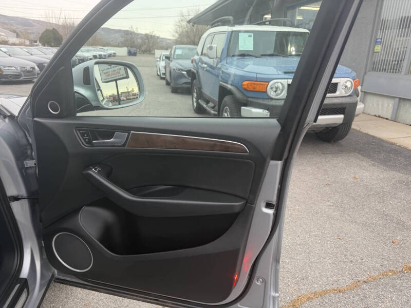 2016 Audi Q5 2.0T quattro Premium Plus