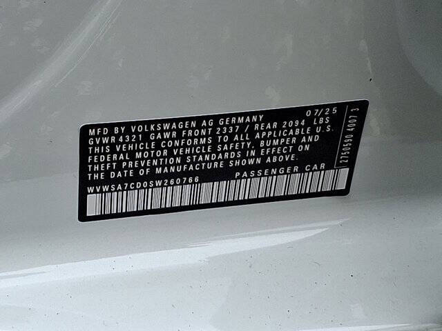 2025 Volkswagen Golf GTI SE