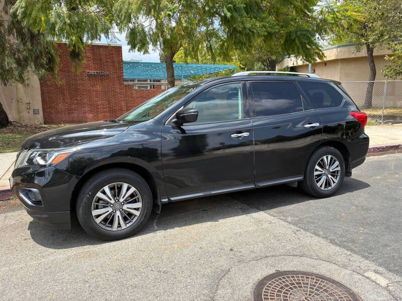2018 Nissan Pathfinder S