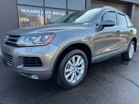 2014 Volkswagen Touareg V6 Sport