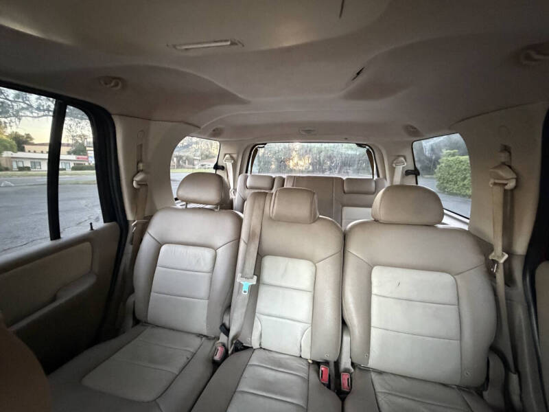 2004 Ford Expedition Eddie Bauer