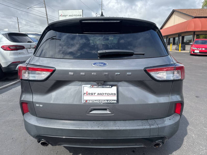 2021 Ford Escape SE
