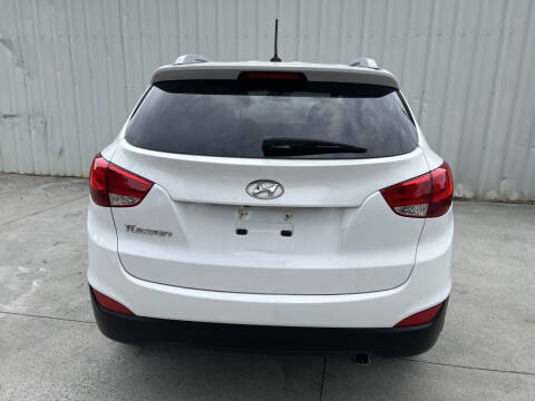 2015 Hyundai Tucson SE