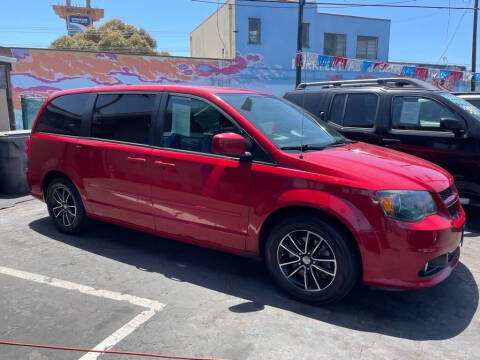 2016 Dodge Grand Caravan R/T