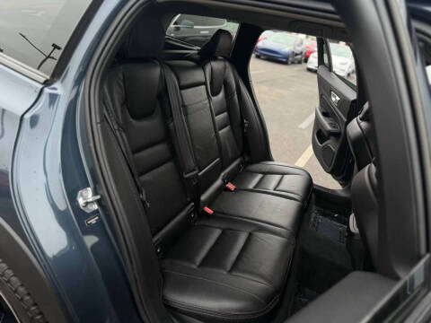 2020 Volvo V60 Cross Country T5