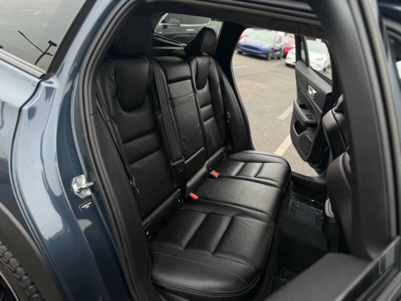 2020 Volvo V60 Cross Country T5