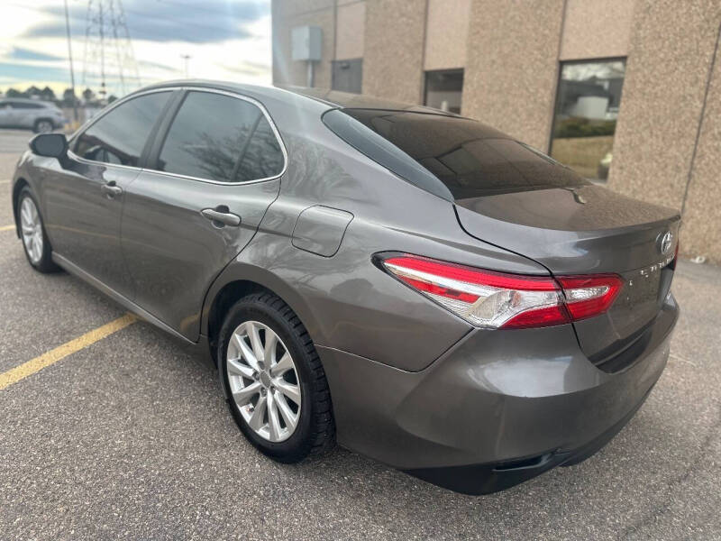 2018 Toyota Camry LE