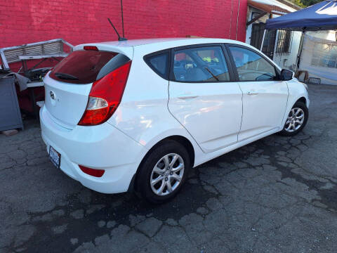 2013 Hyundai Accent GS