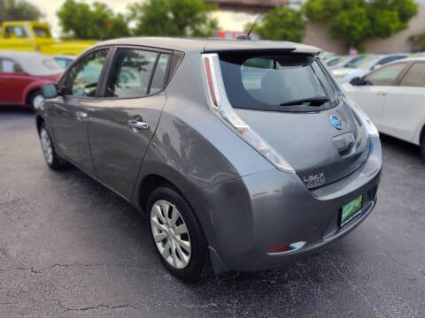 2015 Nissan LEAF S
