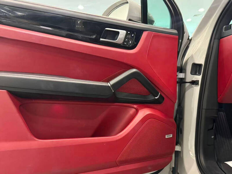 2020 Porsche Cayenne