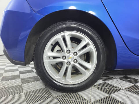 2017 Chevrolet Cruze LT Auto