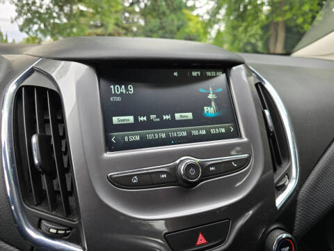 2018 Chevrolet Cruze LT Auto