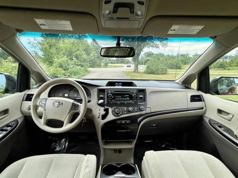 2011 Toyota Sienna