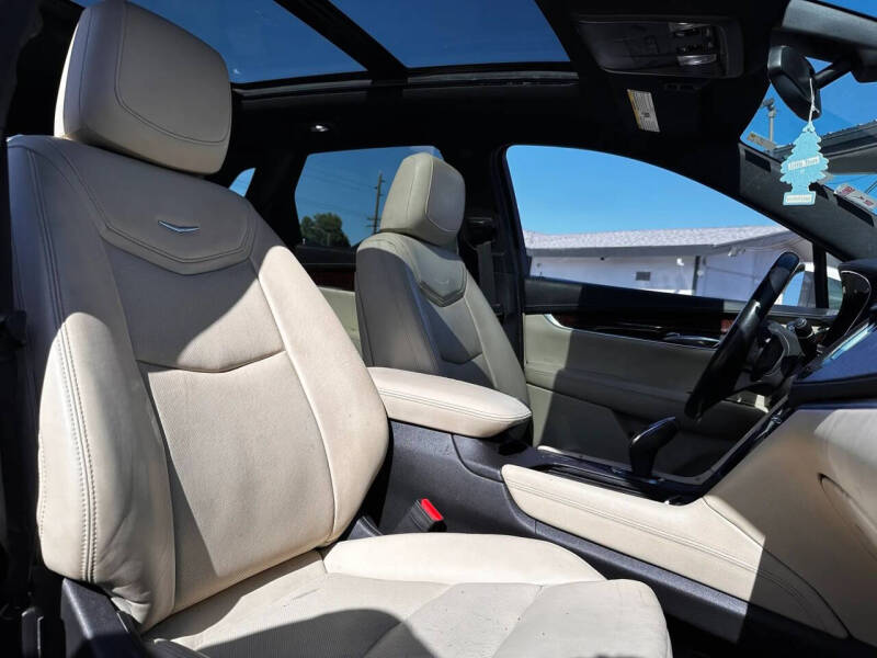 2017 Cadillac XT5 Luxury
