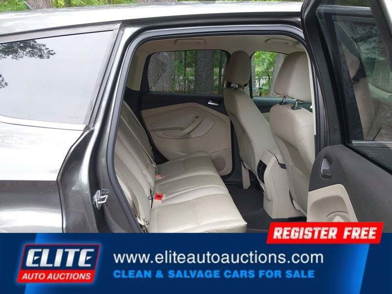 2017 Ford Escape SE