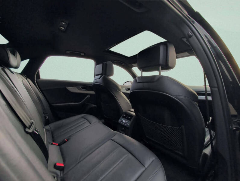 2017 Audi A4 2.0T quattro Premium Plus