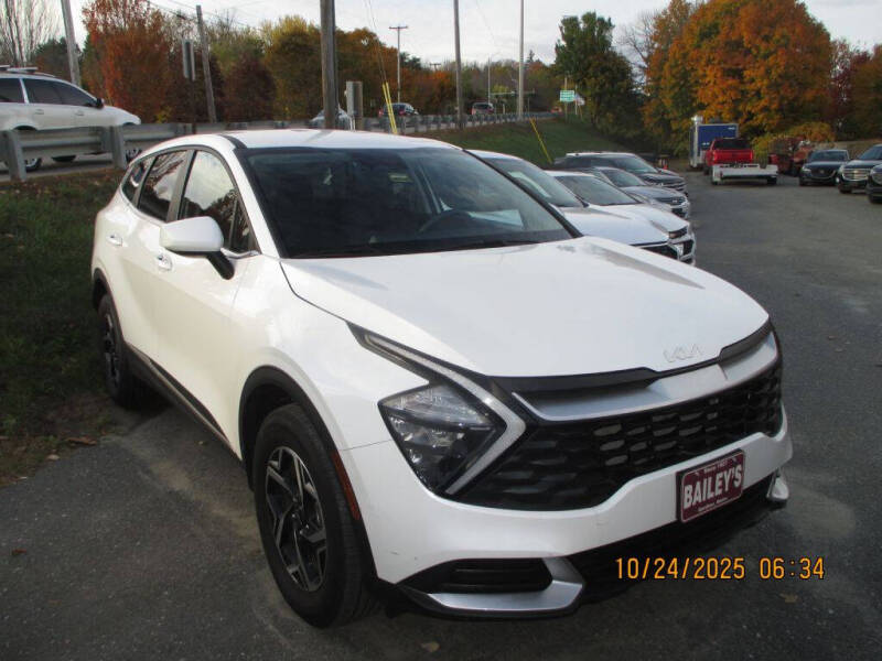 2023 Kia Sportage LX's photo